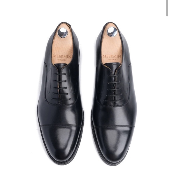 Meermin Classic Black Oxfords - Picture 1 of 6